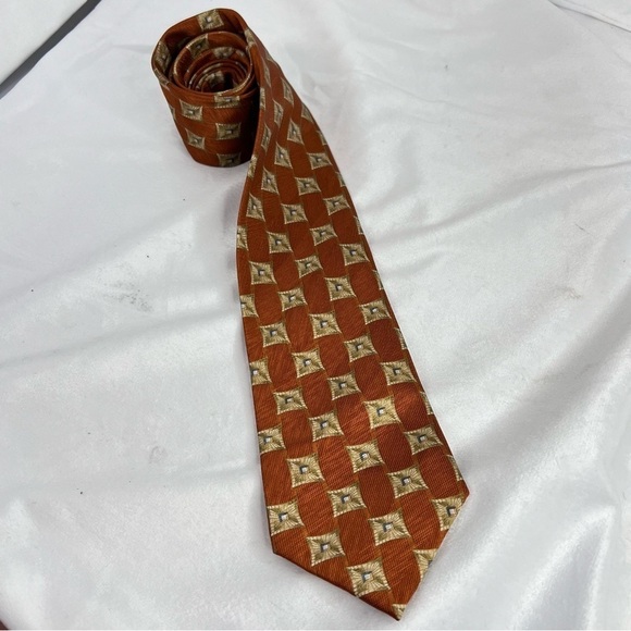 VON FURSTENBERG Stunning Men’s Silk Tie - Picture 5 of 6